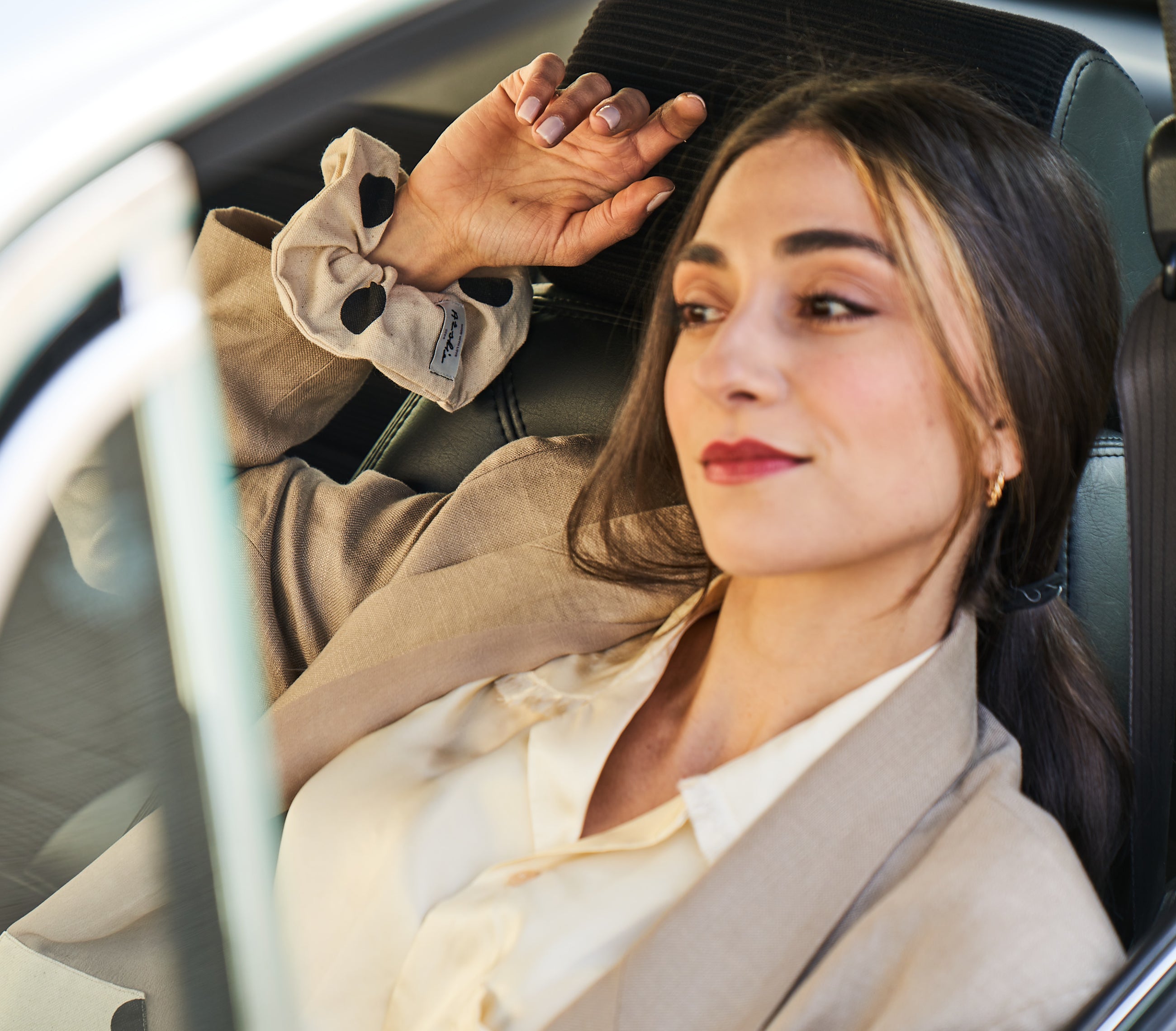 Pocket Scrunchie - 1/5